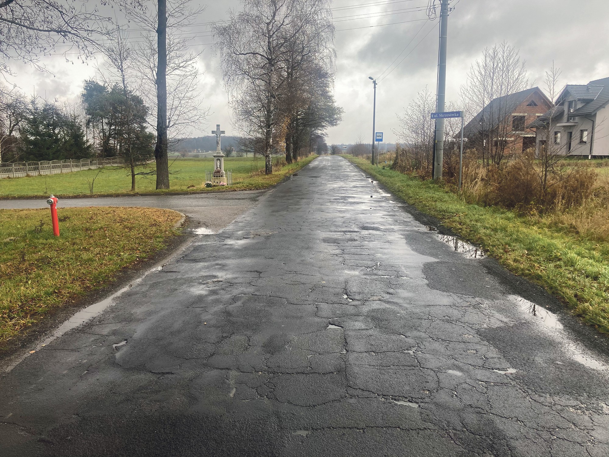 droga na odcinku Ligota Pakuły przed modernizacją